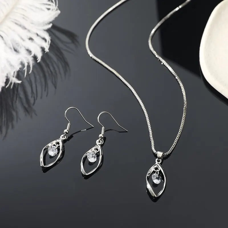 3pcs Necklace & Earrings Set | Twisted Glass Diamond with Venice Chain – White Gold & 925 Silver Finish Jewellery