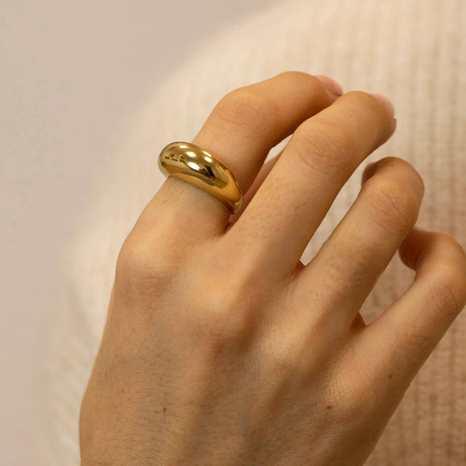 Simple Stainless Steel Arc Ring for Women | Minimalist Geometric Band in Silver or Gold | Couples Anniversary & Everyday Jewellery UK