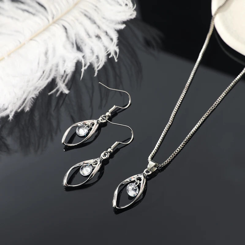 3pcs Necklace & Earrings Set | Twisted Glass Diamond with Venice Chain – White Gold & 925 Silver Finish Jewellery